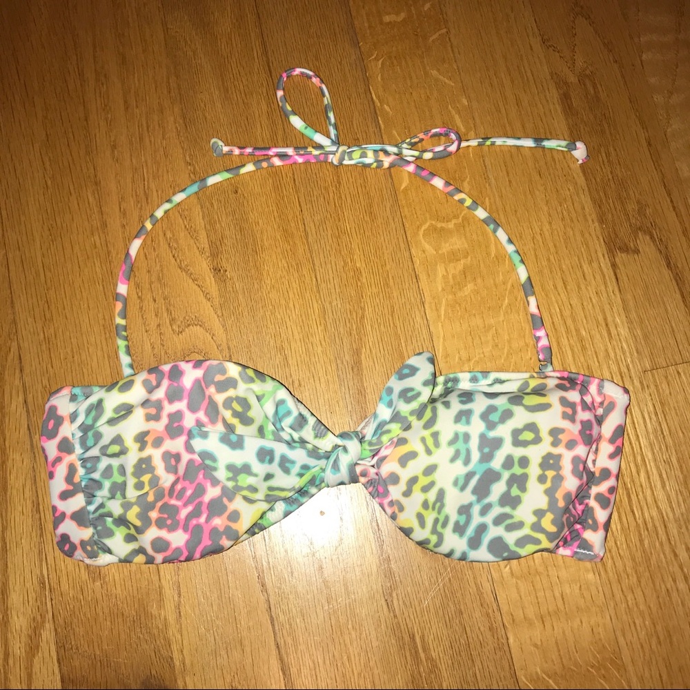 Victoria’s Secret cheetah bandeau